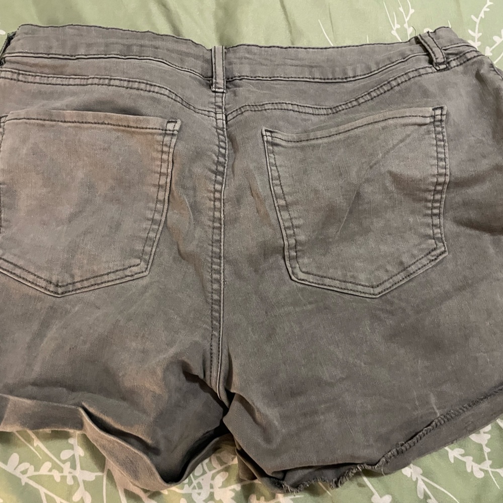 Shorts bundle - Picture 3 of 5